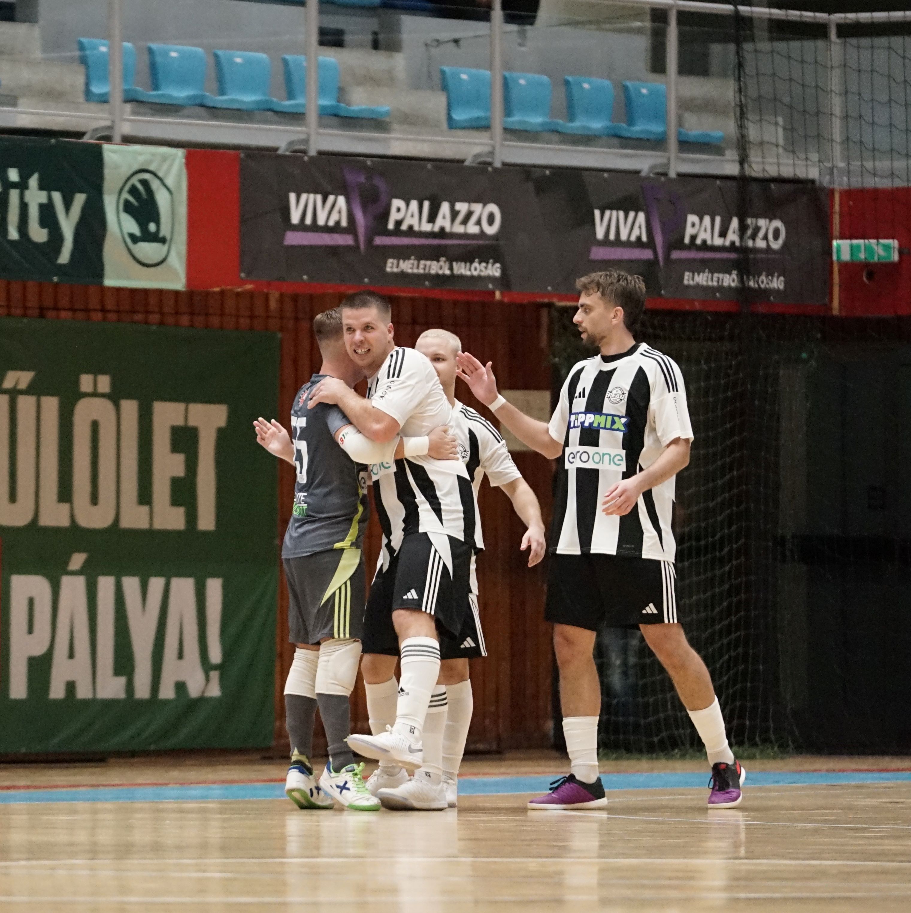PTE-PEAC_futsal_gólöröm