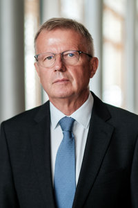 Dr. Feller Antal elnök