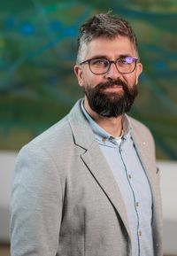 Dr. habil Vörös Zoltán