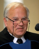 Dr. Walter Zsilincsar