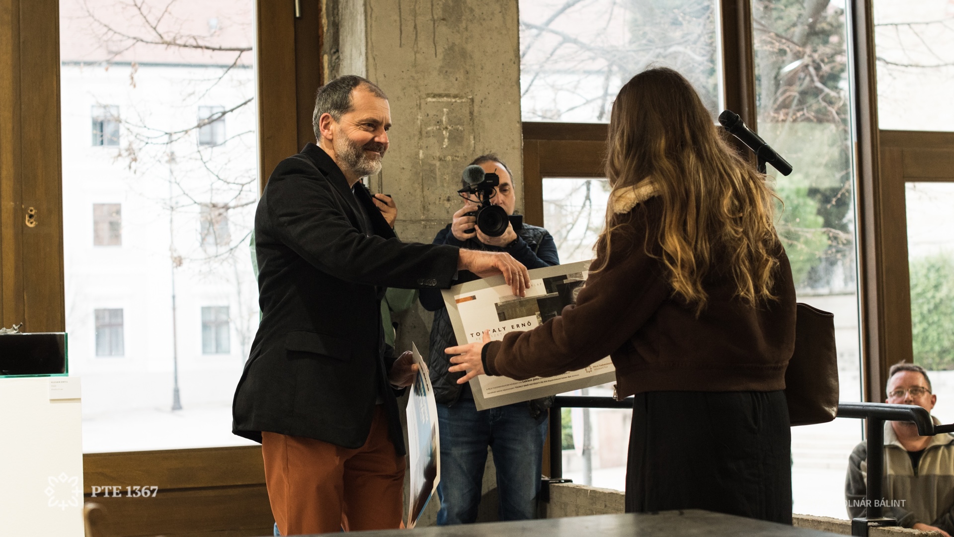 Tolvaly Ernő festészeti és a Bencsik István szobrászati elismerések