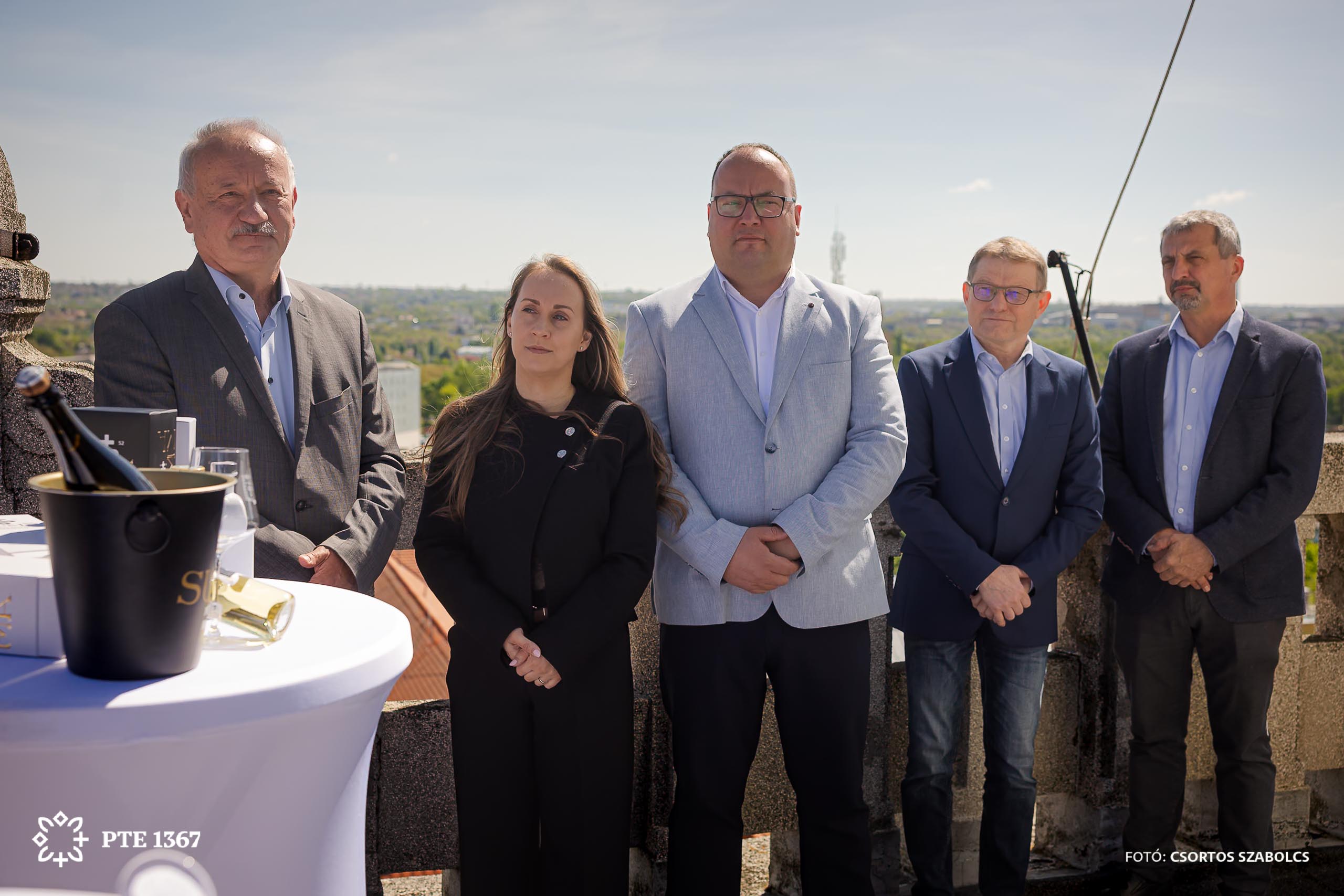 PTE SZBKI Gin bemutató