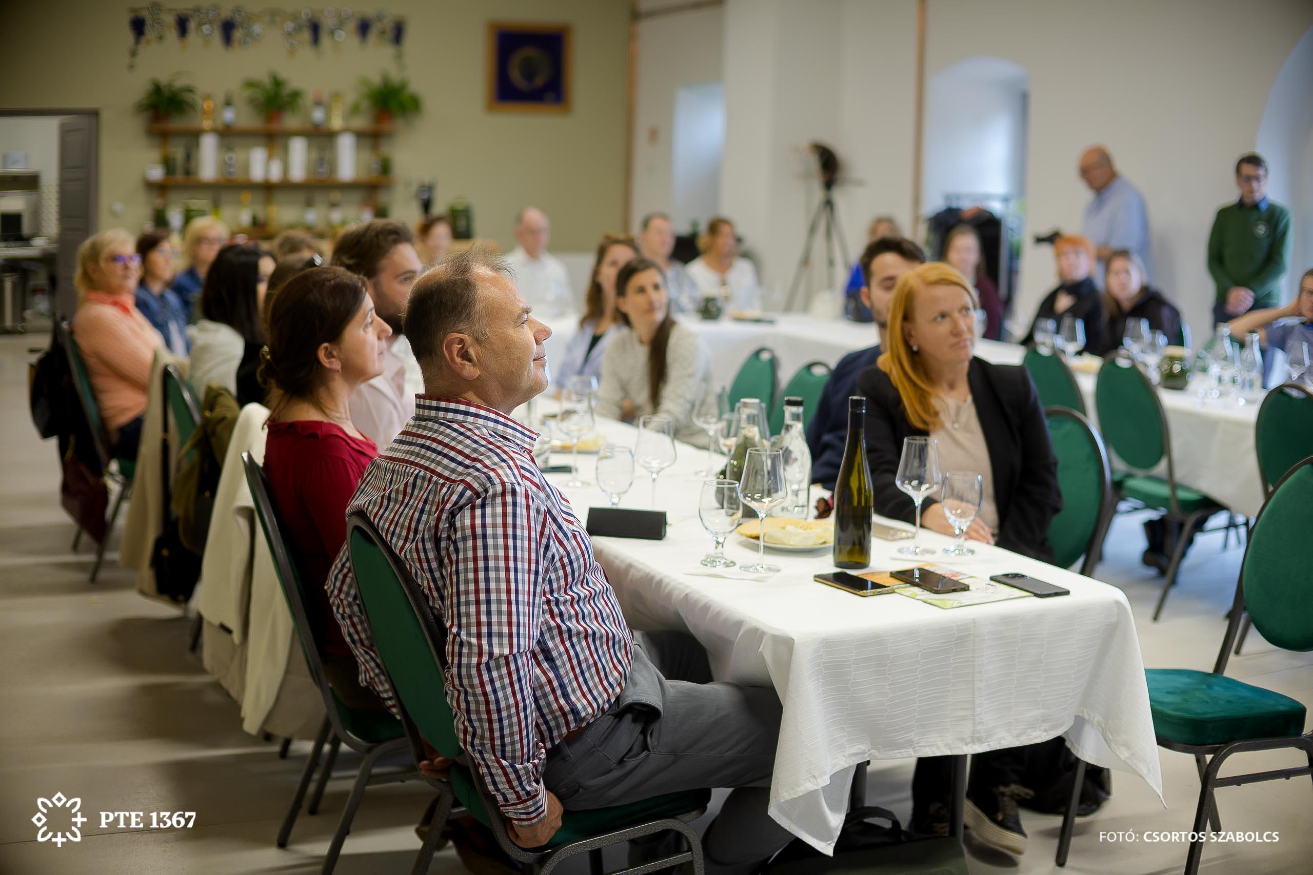 Alumni Exkluzív borkóstoló