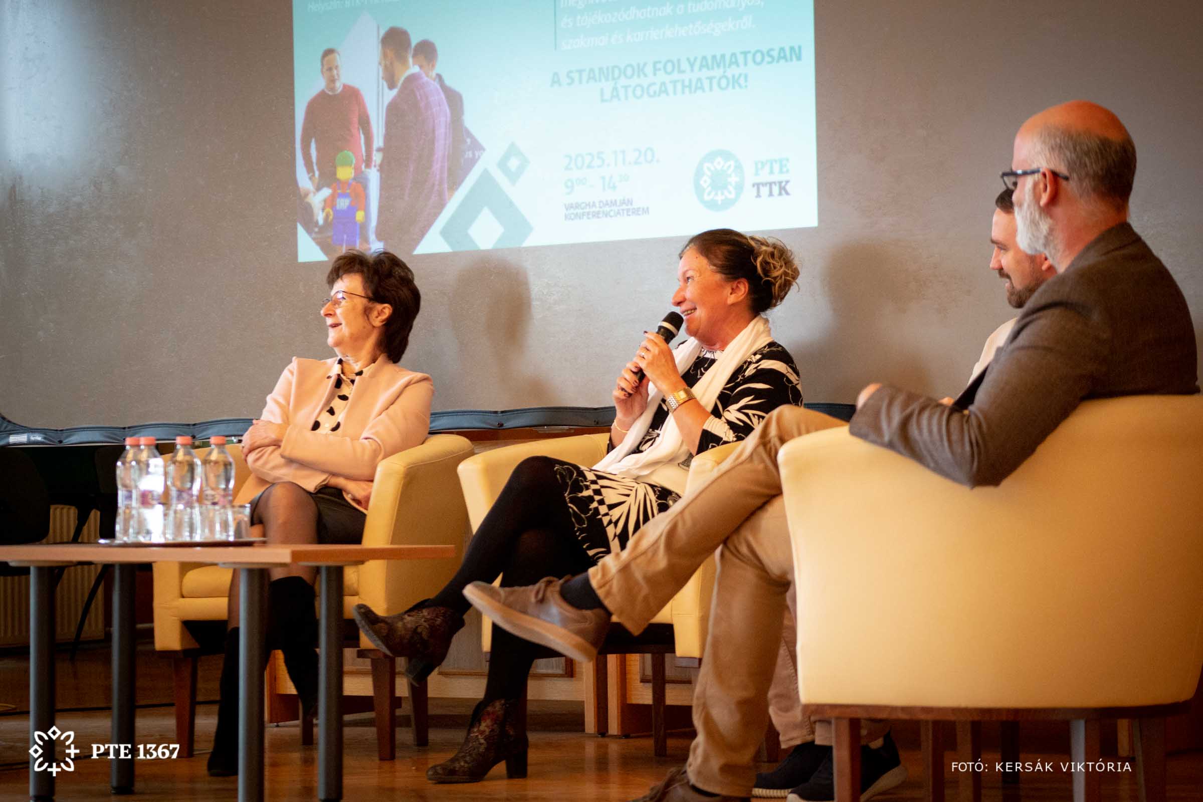 Előadás a TTK Karriernapon