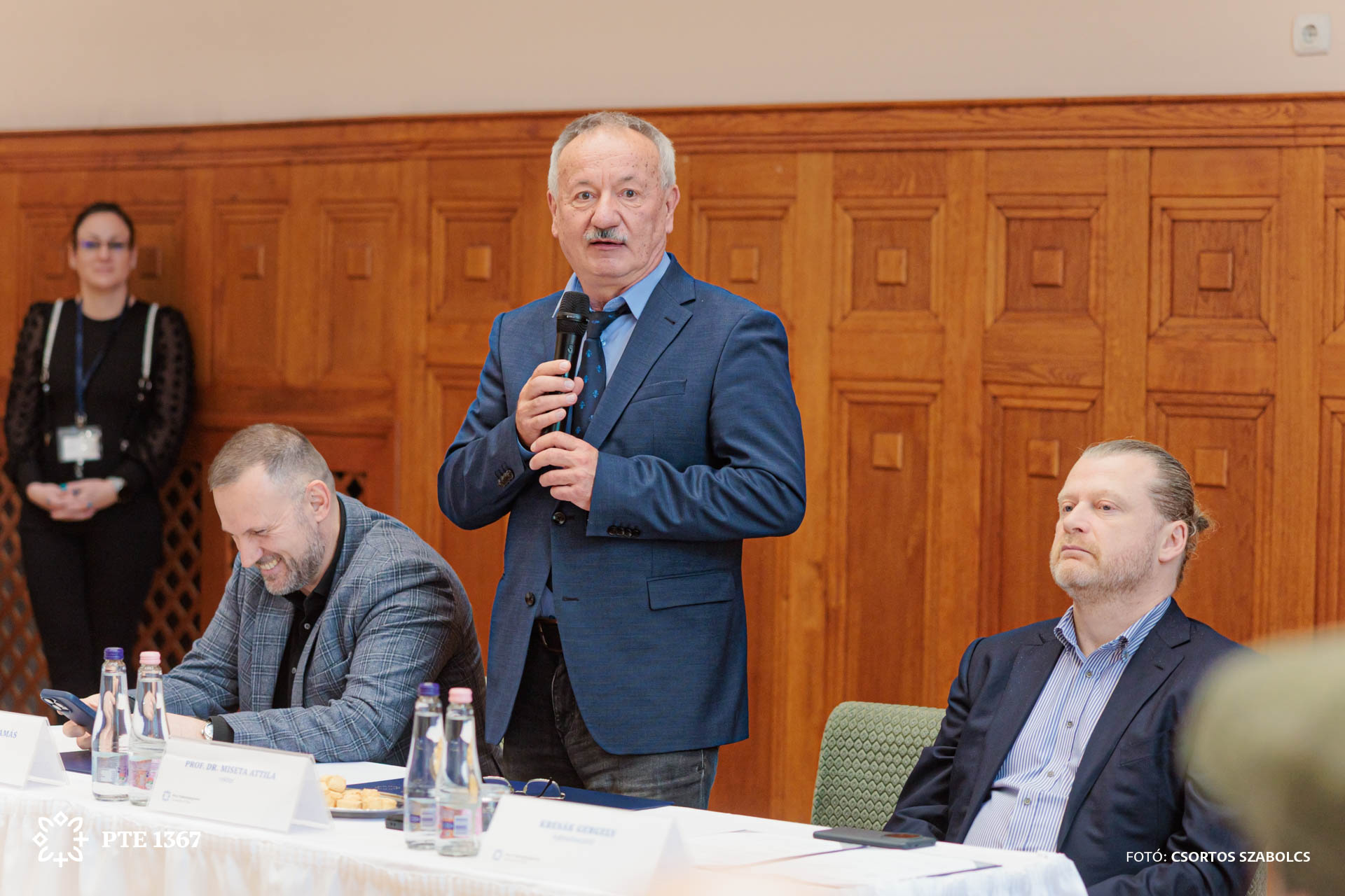 dr. Miseta Attila köszöntöje az Adventi Sajtószalonon