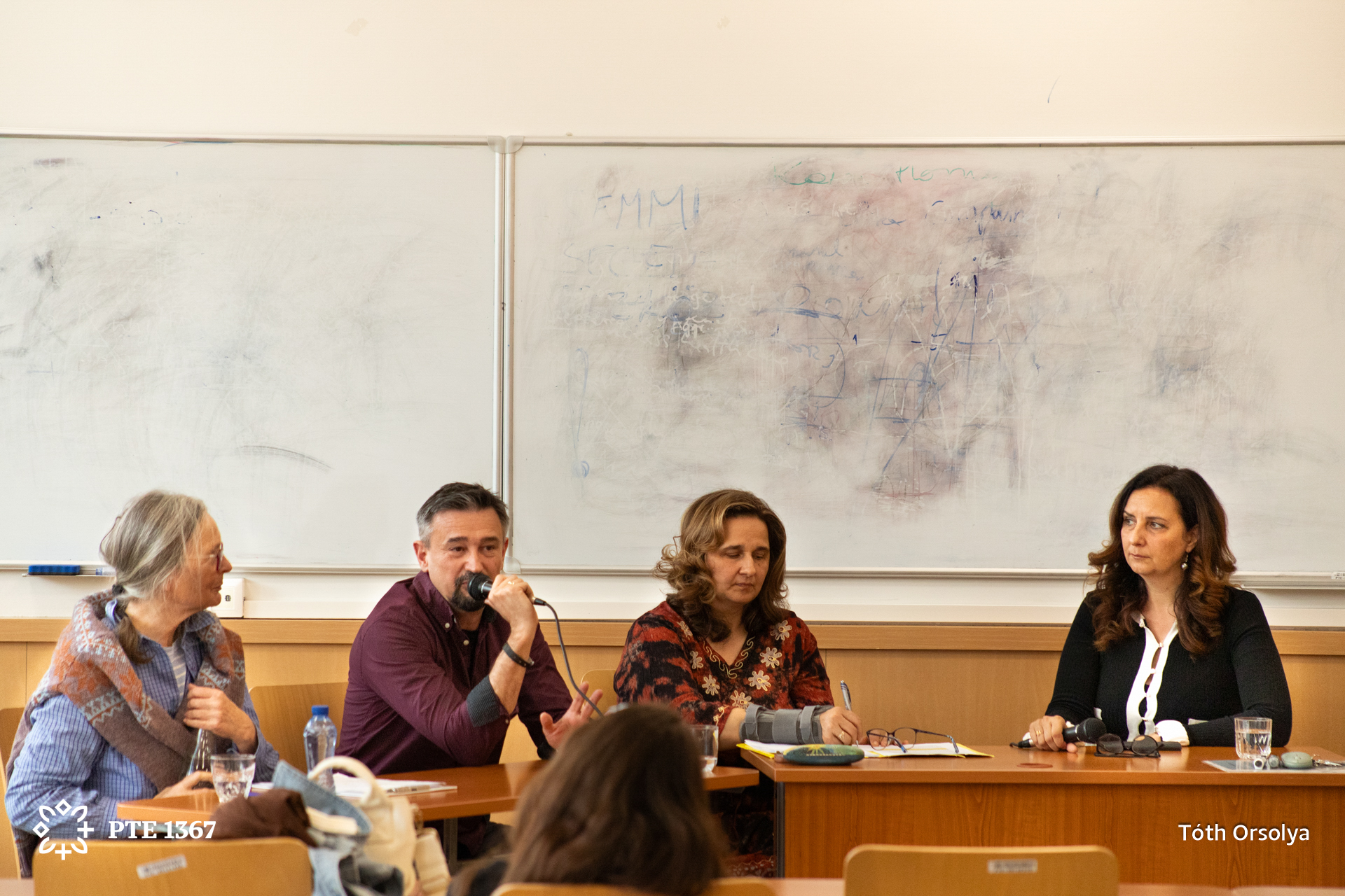 Másképp ép világok, közös szavak: Az inkluzív irodalomé volt a főszerep a PTE-n