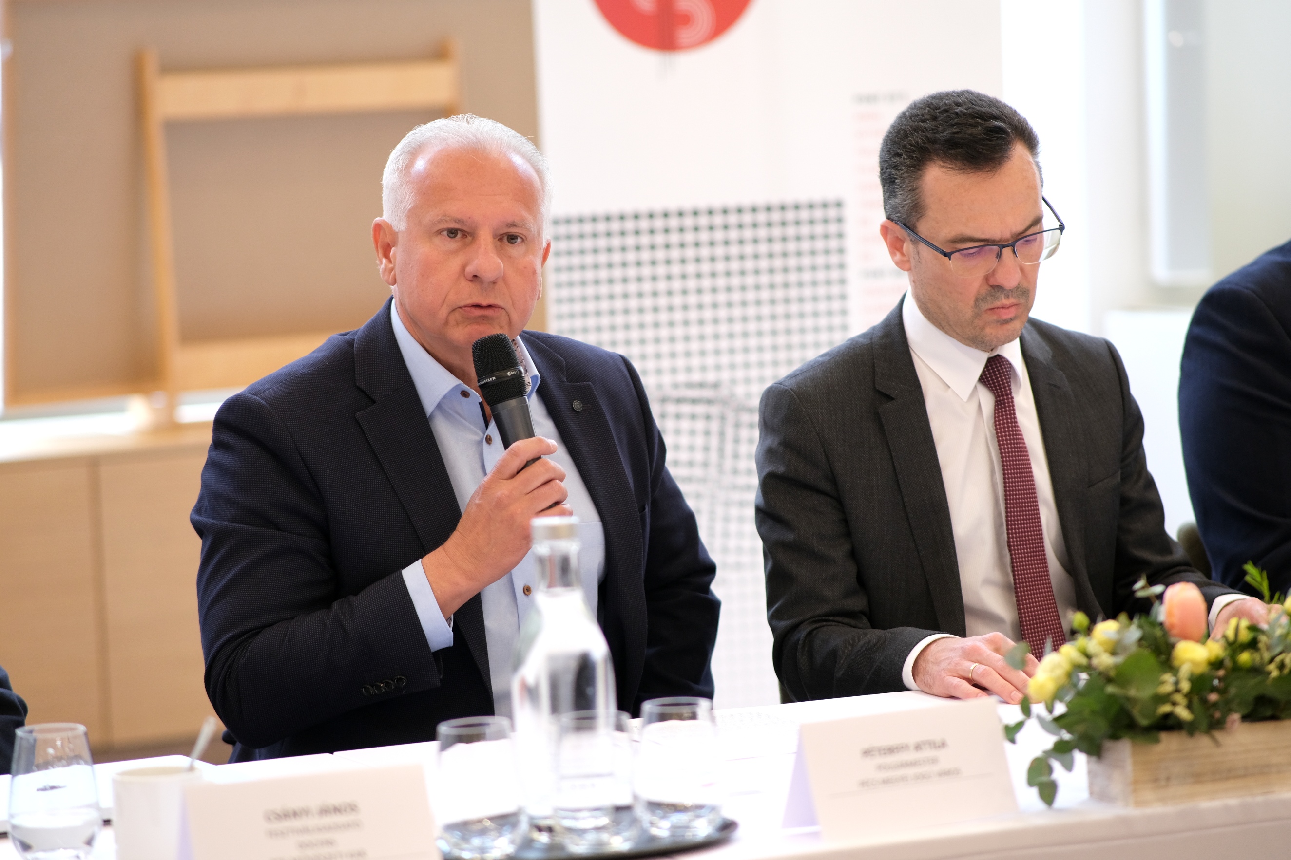 Péterffy Attila, ,PMJV polgármester