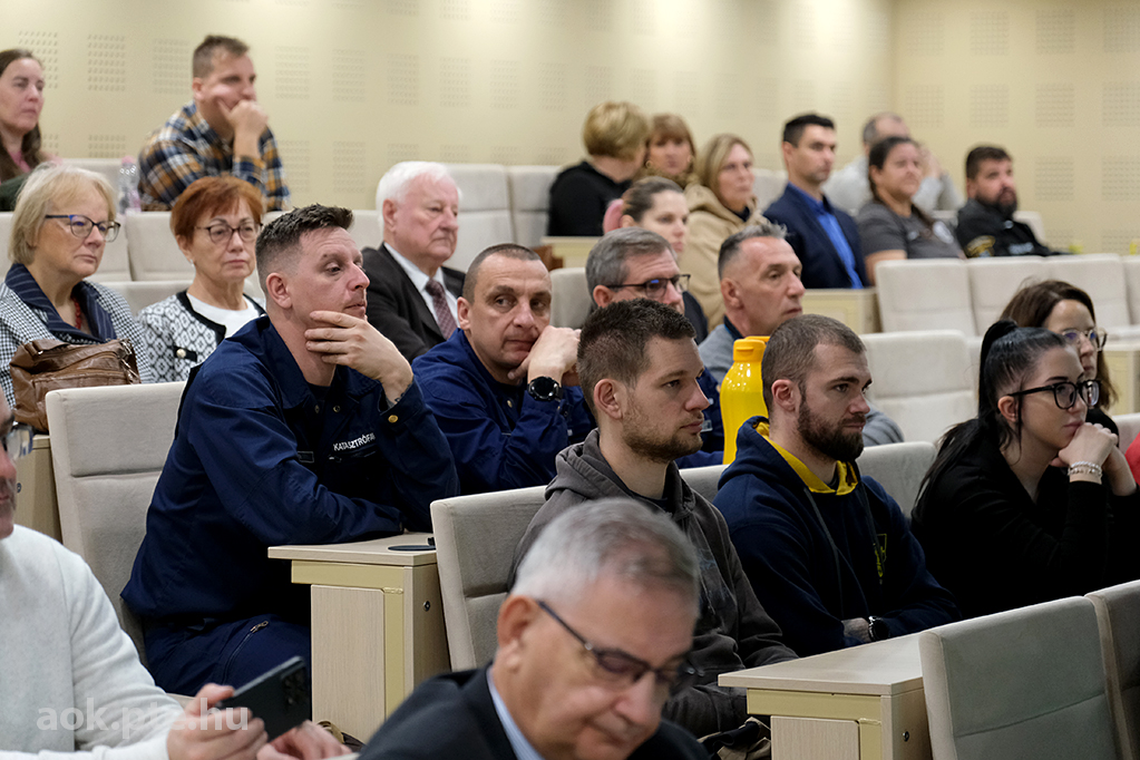 Kárhelyszíni életmentés konferencia PTE ÁOK