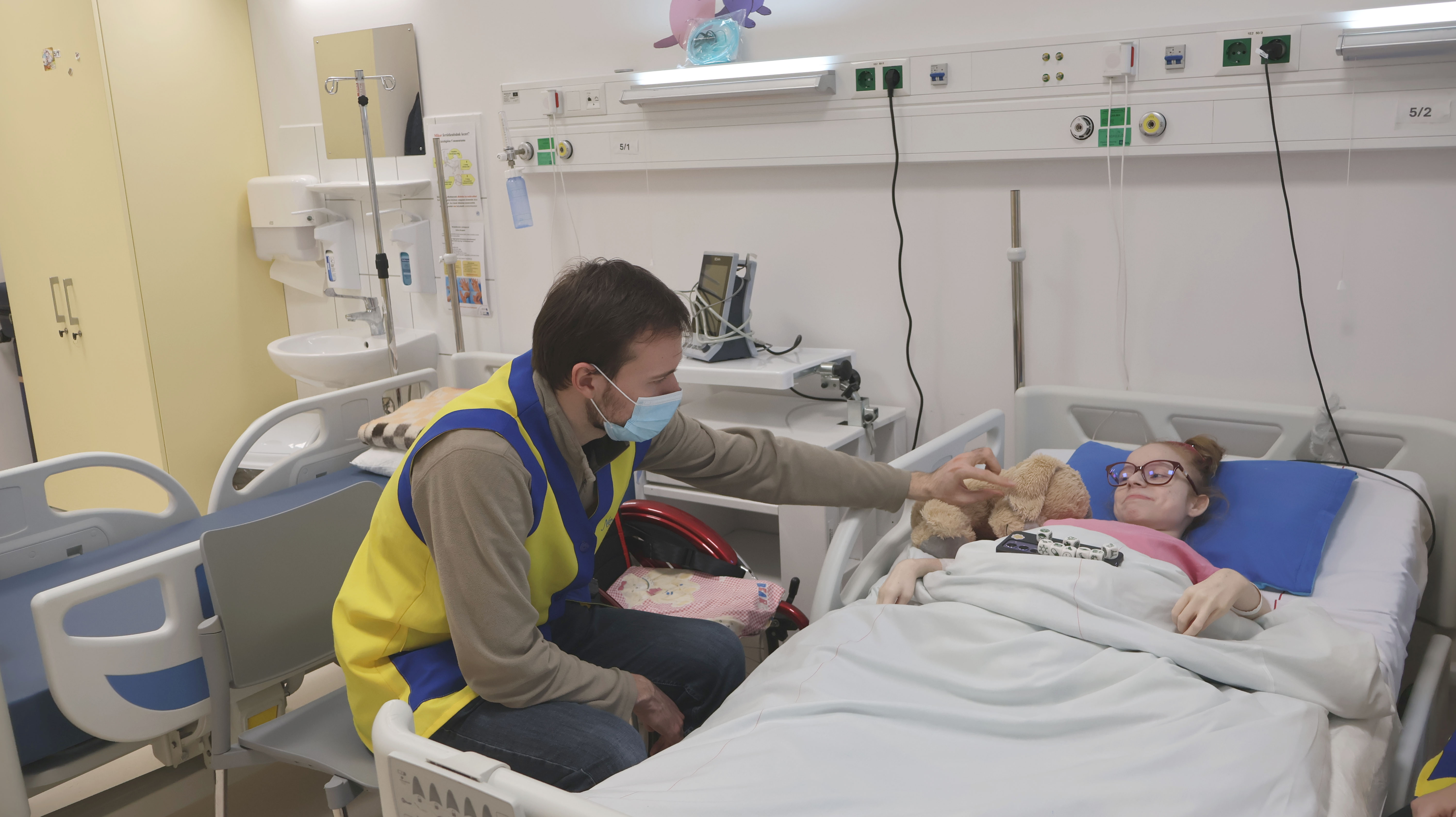 Arnold Balázs - Nevetnikék