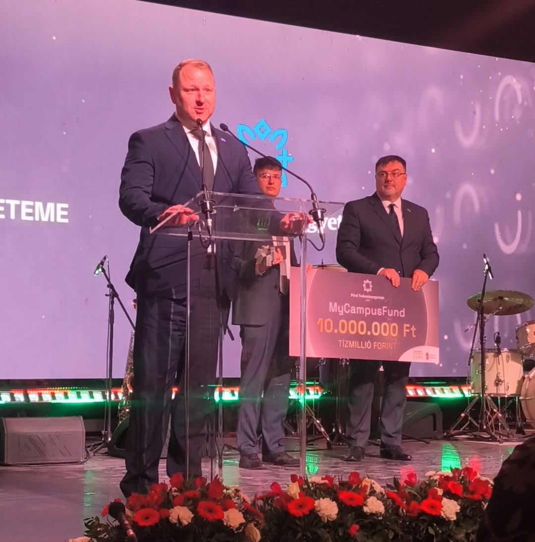 Decsi István, kancellár PTE