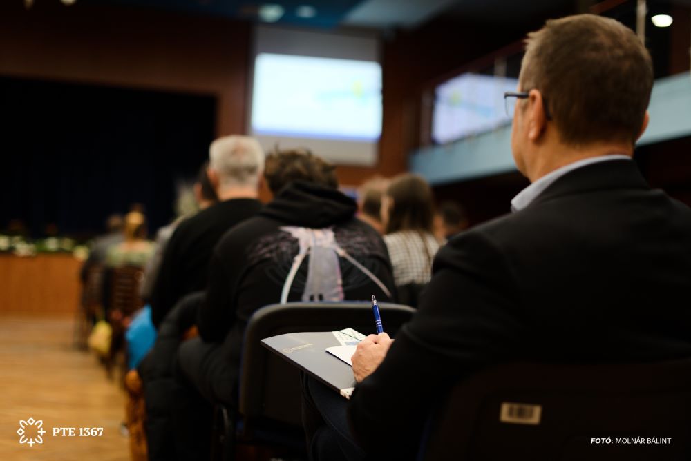 dr. Tésits Róbert Foglalkozás és jóllét