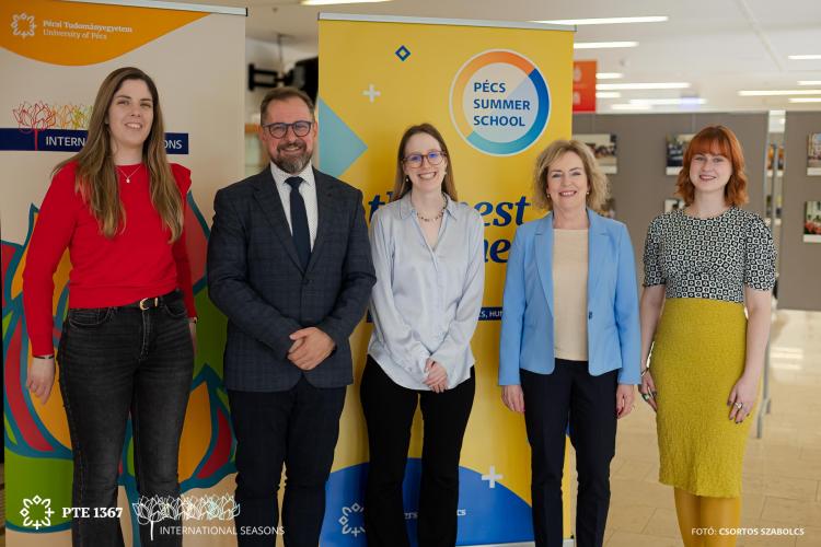 20260415 10 éves a Pécs Summer School Program kiállításmegnyitó