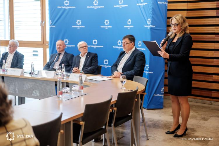 20260518 Pluszosok Egyeteme közönségtalálkozó