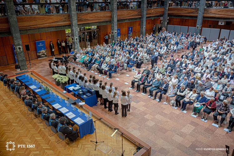 20260606 Pedagógusnapi és Díszoklevél átadó Ünnepi Szenátusi Ülés