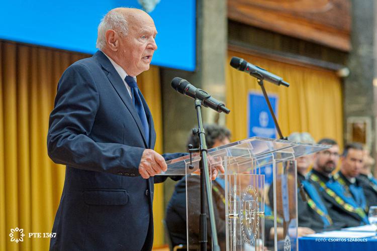 20260606 Pedagógusnapi és Díszoklevél átadó Ünnepi Szenátusi Ülés