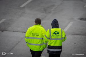 20260330 Pogány reptér Müncheni gép érkezése