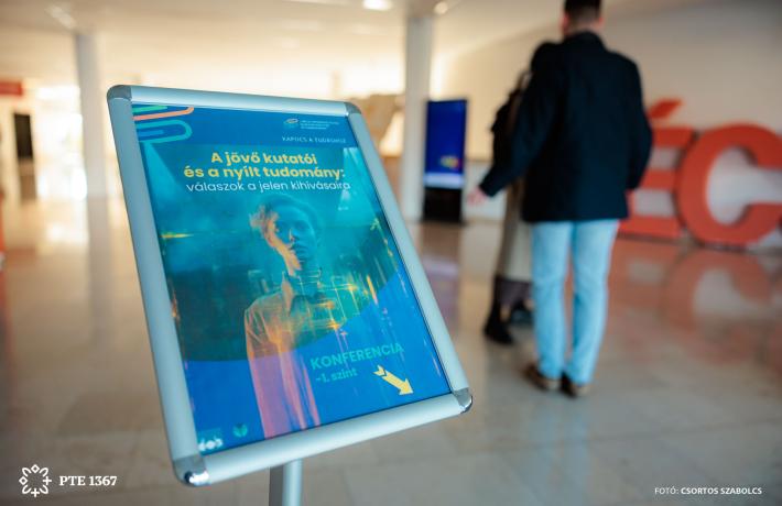 Kép a Jövő kutatói konferencia palkátjáról