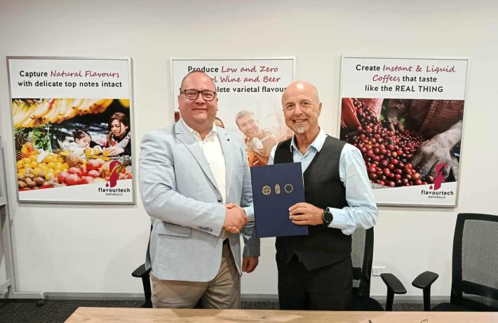 Madaras Zoltán elnök és Leon Skaliotis vezérigazgató