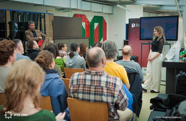 PTE Vasaraley 50 Janus Pannonius Múzeum Modern Magyar Képtárának Papnövelde utcai kiállítóterében Kovács Luca