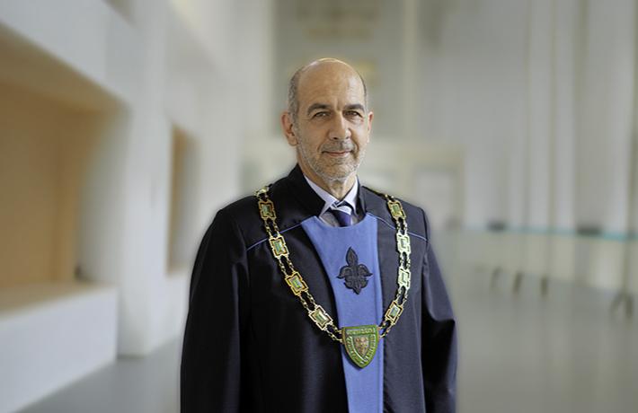 Újabb négy év a további fejlődés lehetőségével: Dr. Trócsányi András a PTE TTK megválasztott dékánja