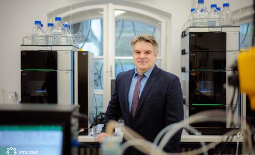 dr. Kőrösi László laboratóriumvezető