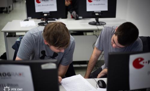 ICDL vizgsaközpont jött létre a PTE MIK-en