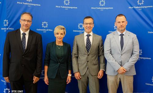 Bemutatkozott a Pécsi Tudományegyetem új vezetése 