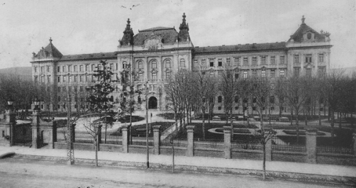 Hadapród iskola épülete