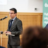 20260324 UniNext Benchmarking Club