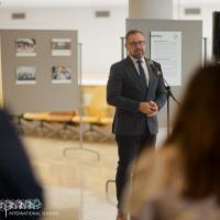 20260415 10 éves a Pécs Summer School Program kiállításmegnyitó