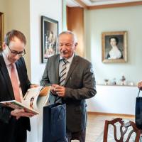 20260421 NI Svájci nagykövet látogatása