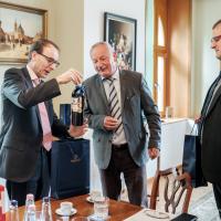 20260421 NI Svájci nagykövet látogatása