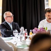 20260422 UniNext Benchmarking Club II