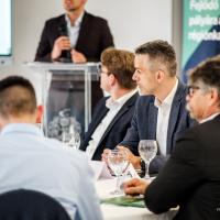 20260422 UniNext Benchmarking Club II