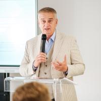 20260422 UniNext Benchmarking Club II