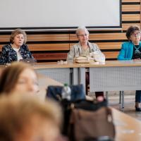 20260518 Pluszosok Egyeteme közönségtalálkozó