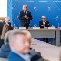 20260518 Pluszosok Egyeteme közönségtalálkozó