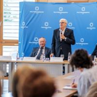 20260518 Pluszosok Egyeteme közönségtalálkozó