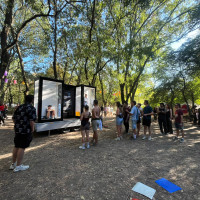 Glass Boxes: láthatóvá tették az emberkereskedelmet a Szigeten