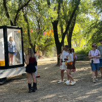 Glass Boxes: láthatóvá tették az emberkereskedelmet a Szigeten