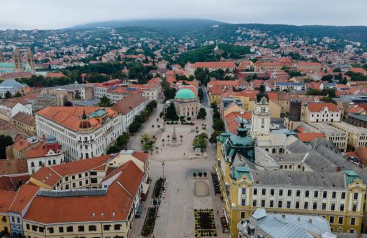 Átfogó fejlesztési programot indít a Pécsi Tudományegyetemet fenntartó alapítvány (index.hu)