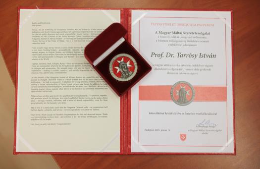 Elismerték a pécsi professzor munkáját (bama.hu)