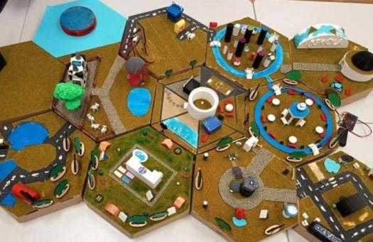 A jövő városát tervezték meg a pécsi diákok (bama.hu)