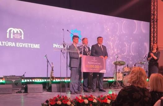 Rangos díjat nyert a PTE a kultúra területén (bama.hu)